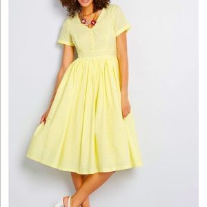 NWT ModCloth Fabulous Fit and Flare Dress 16